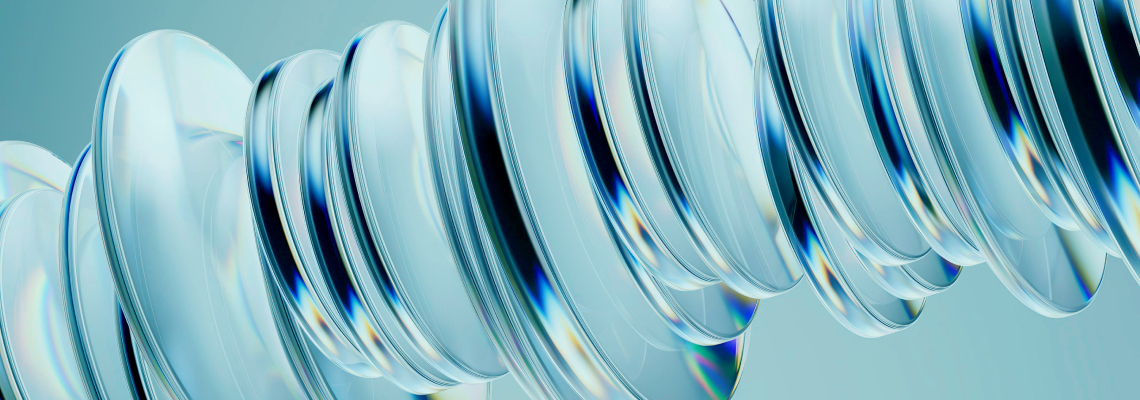 Abstrakti ritmi&scaron;ka virvės/spiralės formos 3D kompozicija &ndash; vaizduoja skaitmeninės gamybos, projektavimo ir 3DEXPERIENCE sprendimų pritaikymą verslui ir konsultacijas įmonėms.